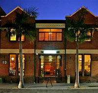 The Crosstown Eating House - Goulburn Accommodation