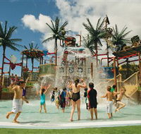 Wet 'n' Wild Water World - Goulburn Accommodation