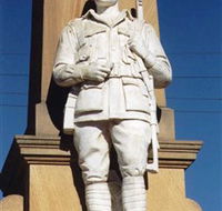 Beaudesert War Memorial - Goulburn Accommodation