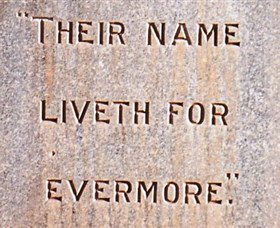 Blackall War Memorial And Memorial Seat - Goulburn Accommodation 0