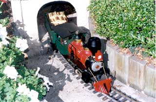 M & K Model Railways - Goulburn Accommodation 0