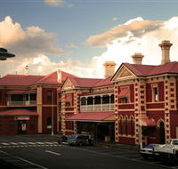 Historic Walk Through Mort Estate - Goulburn Accommodation