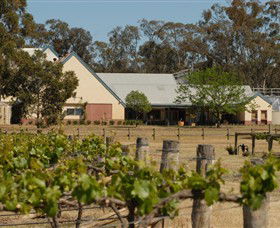 Arnold VIC Goulburn Accommodation