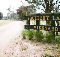 Squitchy Lane Vineyard - Goulburn Accommodation