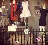 Frou Frou Designs - Goulburn Accommodation
