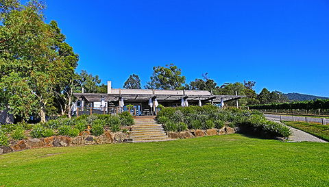 GREENSTONE VINEYARDS - Goulburn Accommodation 1