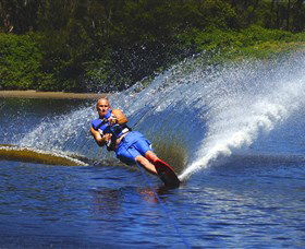 WOW Walking On Water - Goulburn Accommodation 0
