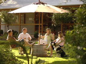 Whistler Wines - Goulburn Accommodation 2