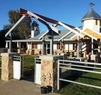Flyfaire Wines - Goulburn Accommodation