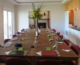 Flyfaire Wines - Goulburn Accommodation 6