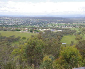 McIlveen Park Lookout - Goulburn Accommodation 0