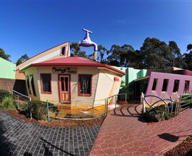 A Maze'N Things - Goulburn Accommodation 0