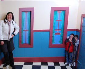 A Maze'N Things - Goulburn Accommodation 2