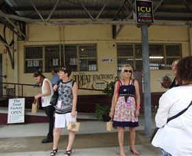 Shire Shuttle Bus  - Goulburn Accommodation 4