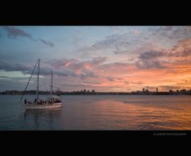 A Luxury Yacht On Sydney Harbour - Goulburn Accommodation 3
