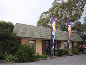 David Sumner Gallery - Goulburn Accommodation 0