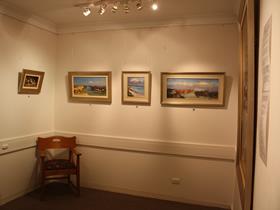 David Sumner Gallery - Goulburn Accommodation 1