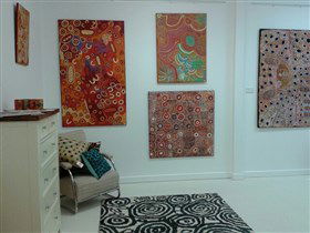 Kiri Kiri Art - Goulburn Accommodation 0