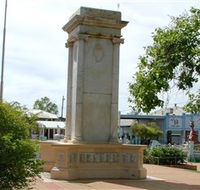 Charleville War Memorial - Goulburn Accommodation