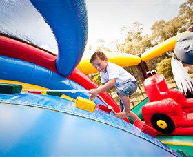 Savannah Visitor Plaza, Taronga Western Plains Zoo Dubbo - Goulburn Accommodation 5