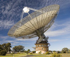 CSIRO Parkes Radio Telescope - Goulburn Accommodation 0