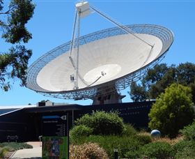 CSIRO Parkes Radio Telescope - Goulburn Accommodation 5