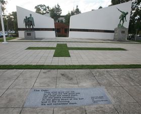 Shepparton Cenotaph - Goulburn Accommodation 0