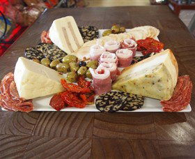 Knights Meats And Deli - Goulburn Accommodation 1