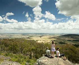 Mt Wombat Lookout - Goulburn Accommodation 0