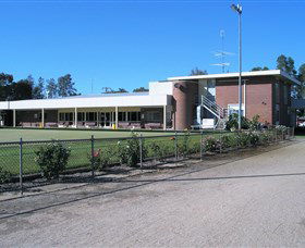 Holbrook Returned Servicemens Club - Goulburn Accommodation 1