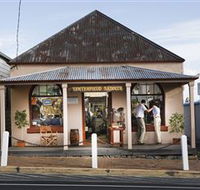Tenterfield Saddler - Goulburn Accommodation