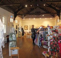 Gallery On Track - Goulburn Accommodation