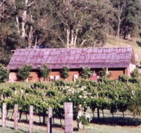 Undercliff Winery and Gallery - Goulburn Accommodation