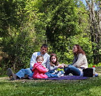 Hidden Treasure picnic area - Goulburn Accommodation