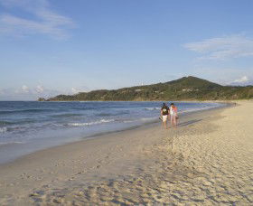 Main Beach Byron Bay - Goulburn Accommodation 0