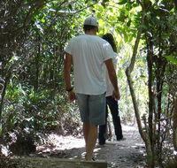 Three Sisters walking track - Goulburn Accommodation