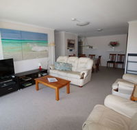 The Summit 6 - Goulburn Accommodation