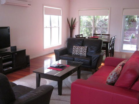Sea Eagle Manor 605 - Goulburn Accommodation 4