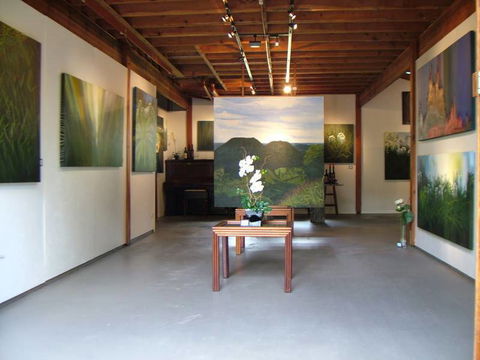 Greg Stevenson Art - Goulburn Accommodation 3