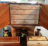 Montville Woods Gallery - Goulburn Accommodation