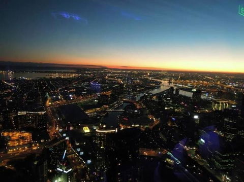 Melbourne Attractions Pass Including Melbourne Zoo, Hop-on Hop-off Bus And SEA LIFE Aquarium - Goulburn Accommodation 2