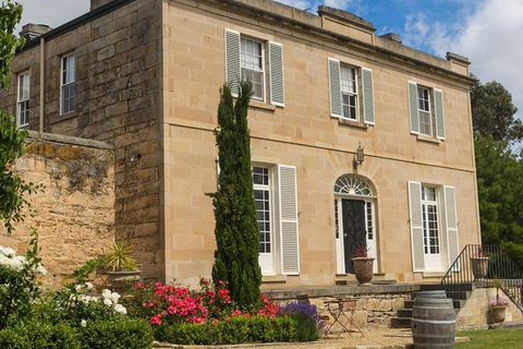 A Sommelier Guided Tour: Thursday Afternoon Wine Gin Cheese & Cocktails - Goulburn Accommodation 4