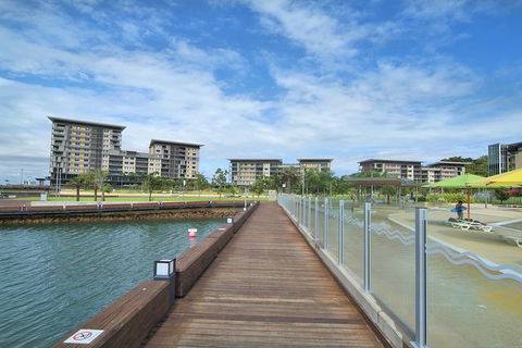 Darwin Shore Excursion: Hop-on Hop-off Bus Tour - Goulburn Accommodation 13