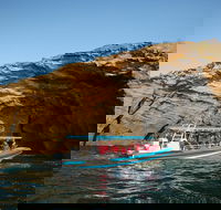 Hunter Coastal Adventure Tour by Boat from Newcastle - Goulburn Accommodation