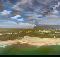 Castaways Beach - Goulburn Accommodation