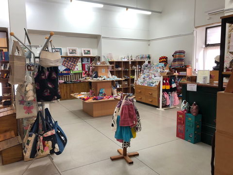 Copper Country Keepsakes - Goulburn Accommodation 0