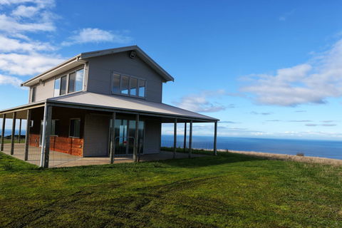 Wildlife Wonders - Goulburn Accommodation 2