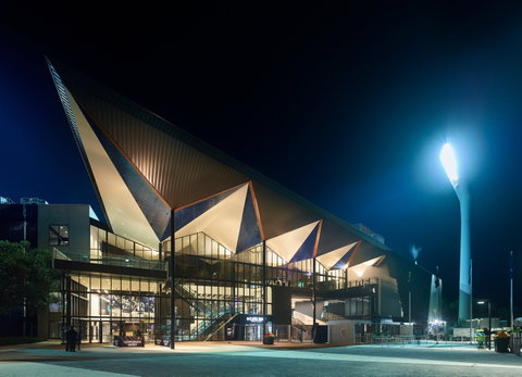 Geelong Cats - Goulburn Accommodation 1