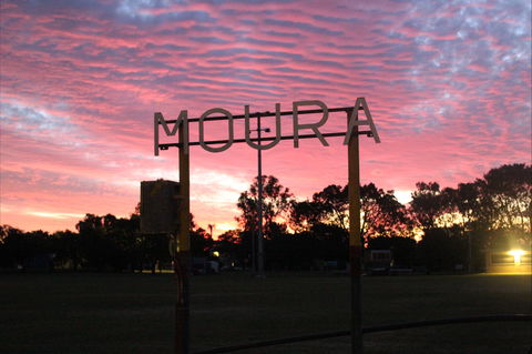 Moura - Goulburn Accommodation 1