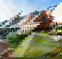 Rippon Lea Estate - Goulburn Accommodation